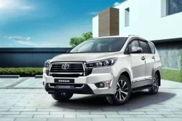 Innova Crysta cab Lucknow